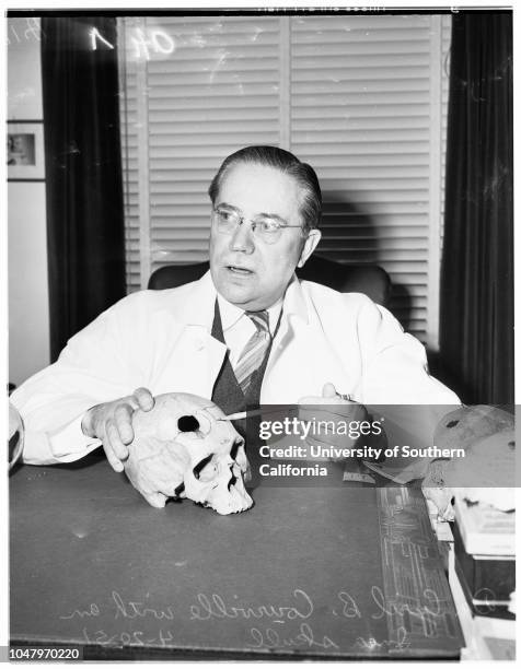 Inca Scull 61 White Memorial Hospital In Los Angeles Stock Photos, High-Res ...