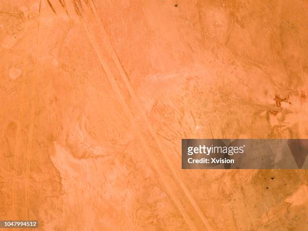 ground aerail view red land - aerial desert stock pictures, royalty-free photos & images