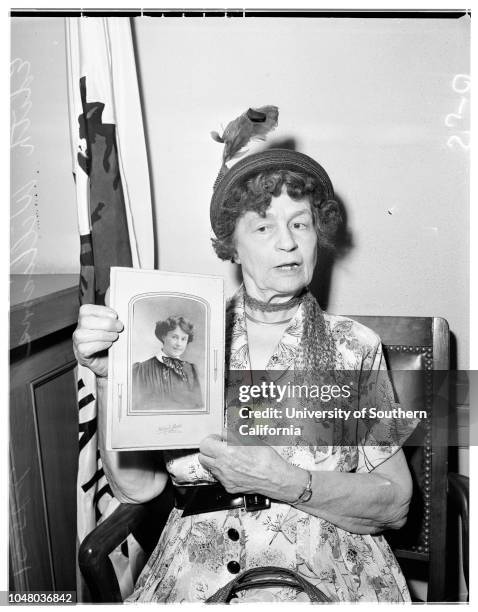 Edith Williams Edith Williams Photos and Premium High Res Pictures - Getty Images
