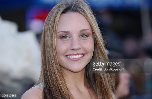 Amanda Bynes during "The Matrix Reloaded" Premiere - Arrivals at The Mann Village Theater in Westwood, California, United States.