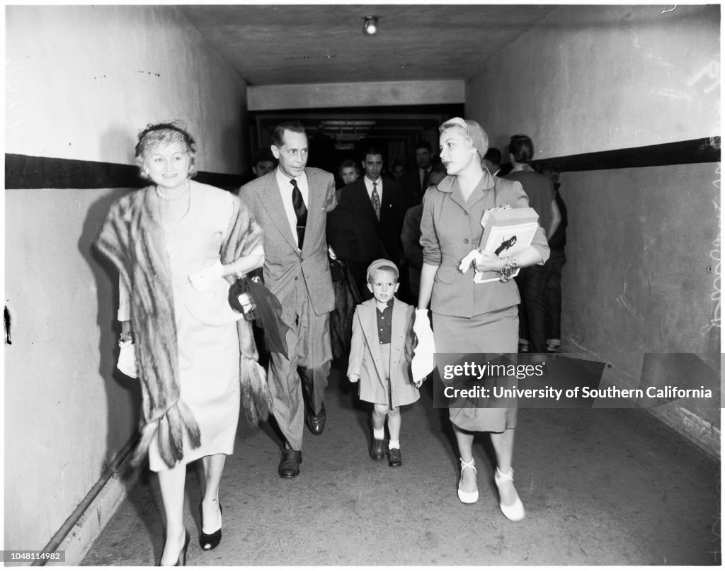Tone-Payton arrival at airport, 1951.