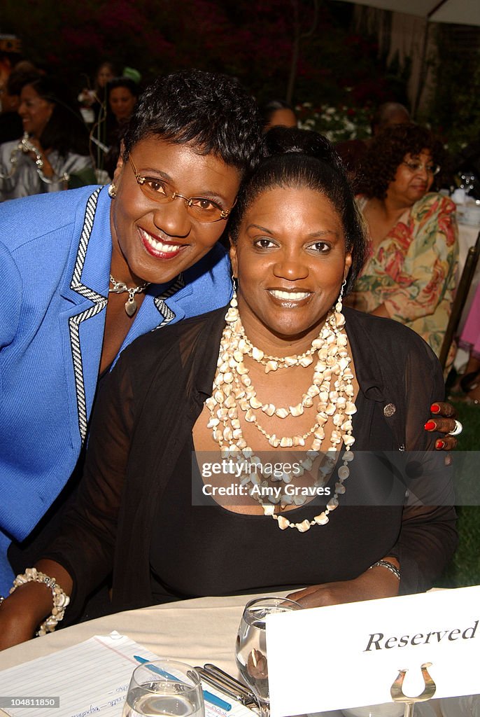 Mablean Ephriam of Divorce Court and Anna Maria Horsford Photo d Mablean Ephriam of Divorce Court and Anna Maria Horsford Photo d