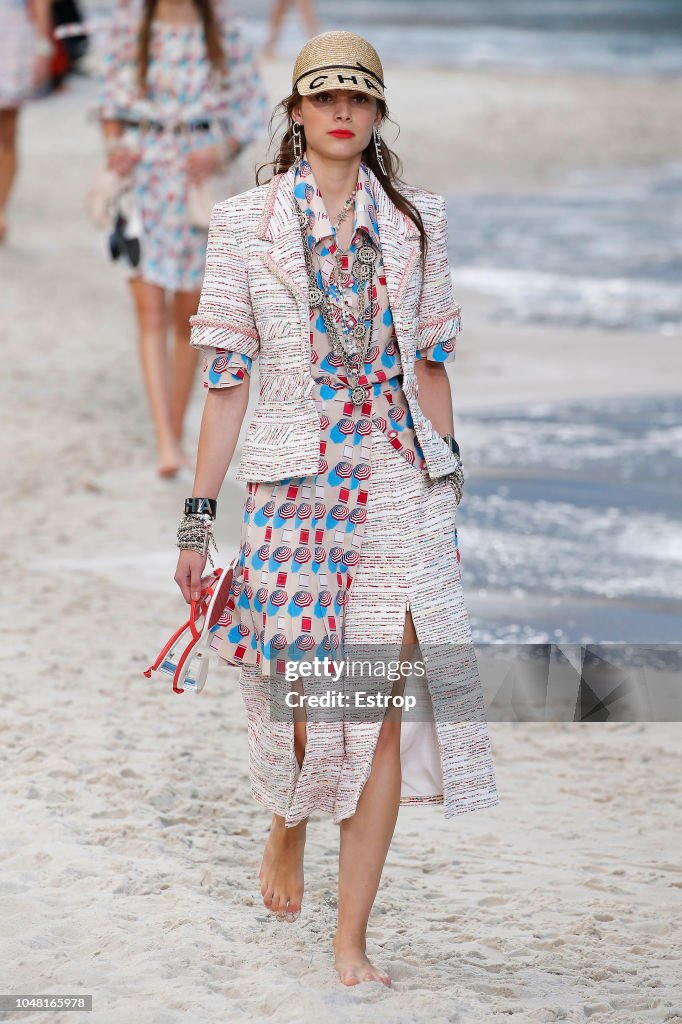 Chanel : Runway - Paris Fashion Week Womenswear Spring/Summer 2019