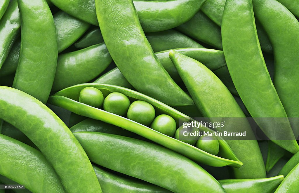 Peas and pea pods