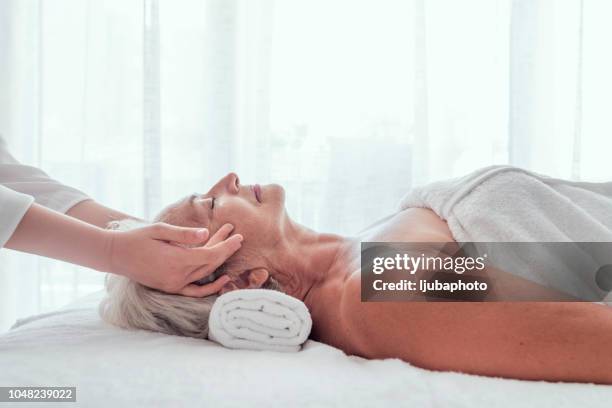 this is what true pampering is about! - spa treatment stock pictures, royalty-free photos & images