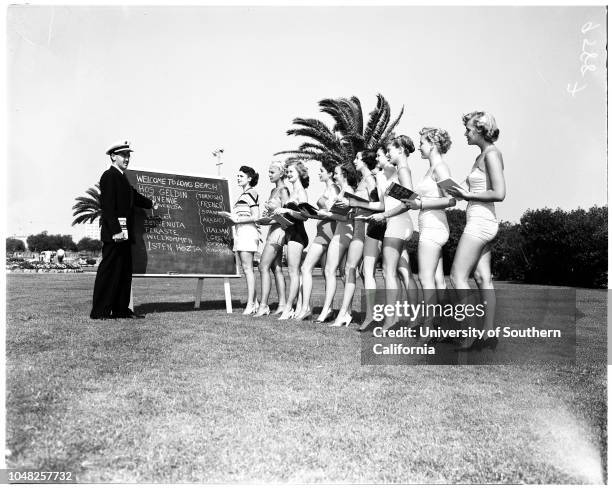 Miss Universe pageant , 28 May 1952. Maurice Hattem ;Jeannette La Vere;Valerie Alkire;Shirley Cotterill;Laura Johnson;Elizabeth Kirkpatrick;Jinnie...