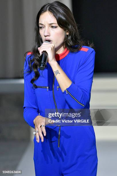 Singer Jain during the Agnes B Ready to Wear fashion show as part of the Paris Fashion Week Womenswear Spring/Summer 2019 on October 1, 2018 in...