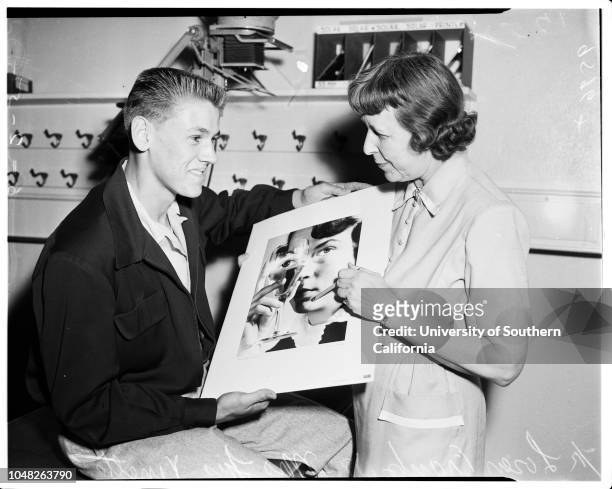Hamilton High School photo contest winner, 2 June 1952. Loren Frank -- 18 years ;Mrs Lois Vinette .[Note: Only 2 images available].Los Angeles;...