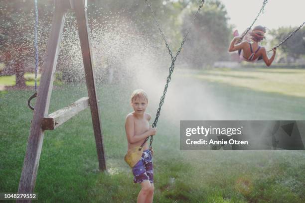 backyard summer children - spielplatz einrichtung stock-fotos und bilder