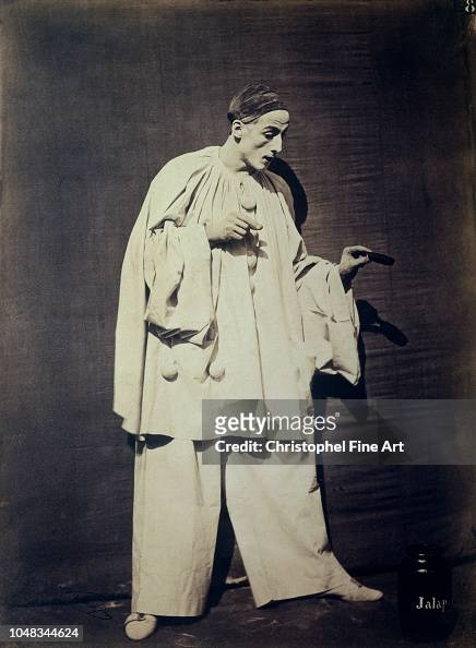 Nadar Felix Tournachon Debureau in Pierrot, 1854 Orsay Museum. News ...