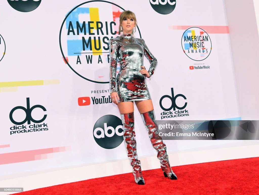 2018 American Music Awards - Red Carpet