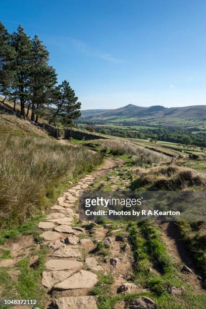 the pennine way at edale, peak district, derbyshire, england - september uk stock pictures, royalty-free photos & images