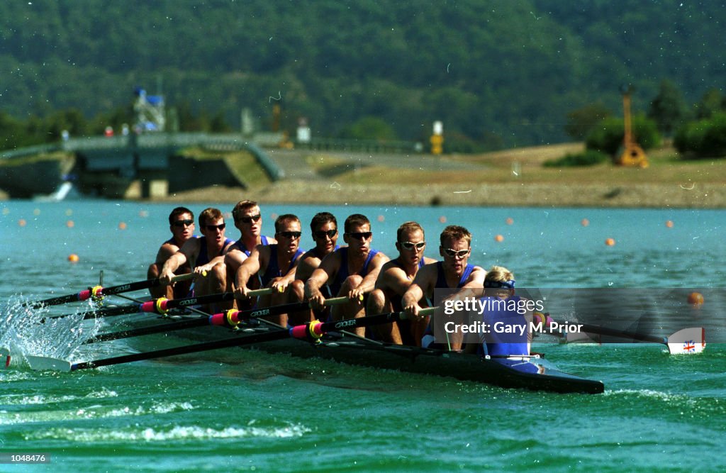 Oly M Rowing 8