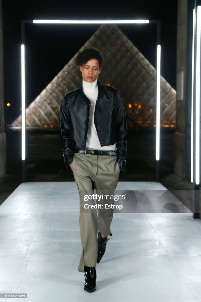 Louis Vuitton : Runway - Paris Fashion Week Womenswear Spring/Summer 2019