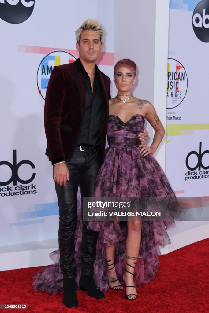 US-ENTERTAINMENT-AMERICAN MUSIC AWARDS-ARRIVALS