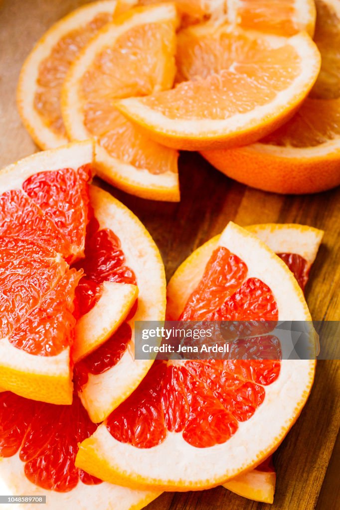 Ruby Red Grapefruit, Ruby Grapefruit, Pink Grapefruit Slices, Citrus Fruit