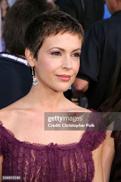 Alyssa Milano during 2003 Teen Choice Awards - Arrivals at Universal
