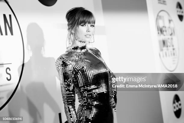 Taylor Swift attends the 2018 American Music Awards Microsoft Theater on October 9, 2018 in Los Angeles, California.
