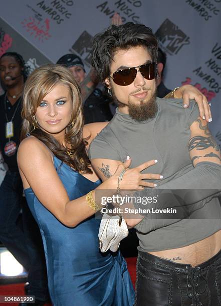 Carmen Electra and Dave Navarro during 2003 MTV Video Music Awards - Arrivals at Radio City Music Hall in New York City, New York, United States.