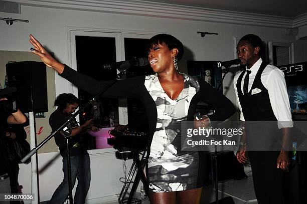 Singer Estelle Fanta Swaray attends the Sony PSP3 'Move' Party at the Appartement Quai Kennedy on September9, 2010 in Paris, France.