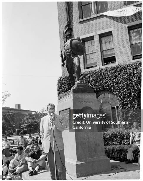 73 Dick Forrest Photos & High Res Pictures Getty Images