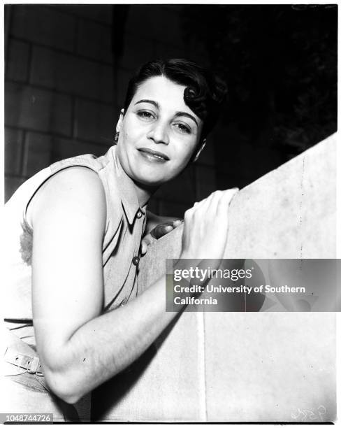 All states queen candidates, 12 May 1952. Evelyn Armstrong chino;Darlene Edwards Upland;Carrie Muratore, Ontario;Wanda Wright Ontario;Marion Evans...