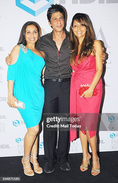 Rani Mukherjee, Shah Rukh Khan and Gauri Khan at the HDIL Couture Week 2010 party in Mumbai on Tuesday, October 5, 2010.