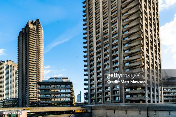 the barbican centre apartments in central london. uk. - barbican centre london 個照片及圖片檔