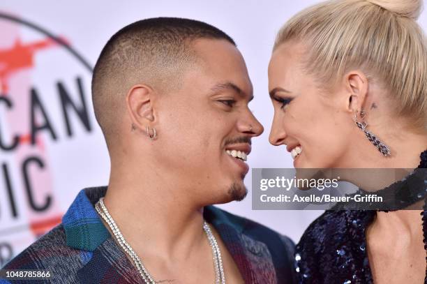 Evan Ross and Ashlee Simpson attend the 2018 American Music Awards at Microsoft Theater on October 9, 2018 in Los Angeles, California.