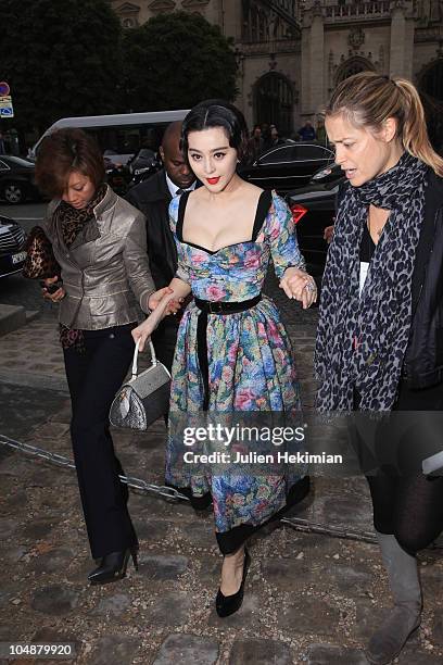 Fan Bing Bing arrives for the Louis Vuitton Ready to Wear Spring/Summer 2011 show during Paris Fashion Week at Cour Carree du Louvre on October 6,...