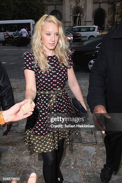 Ludivine Sagnier arrives for the Louis Vuitton Ready to Wear Spring/Summer 2011 show during Paris Fashion Week at Cour Carree du Louvre on October 6,...