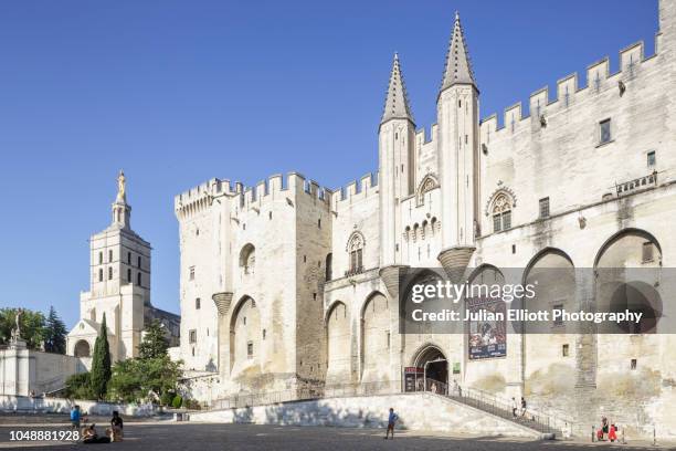 the palais de papes in avignon, france. - rhone avignon stock pictures, royalty-free photos & images