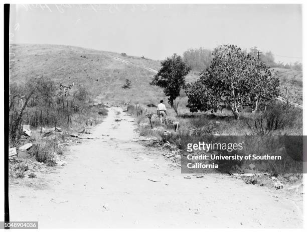 Chavez Ravine -- Dodgers, 23 September 1952. Palo Verde School abandoned;General views, North Boylston Street;27 acres owned by City Park and...