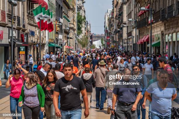 mexico city street scene - mexico city park stock pictures, royalty-free photos & images