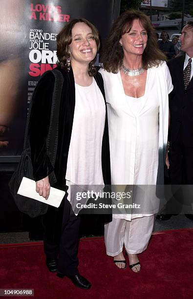 Marcheline Bertrand & Jacqueline Bisset