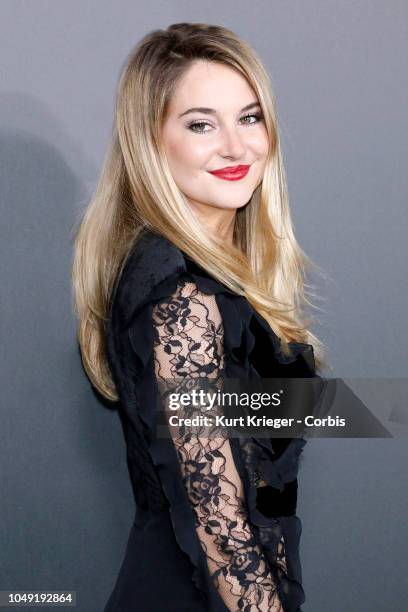 Shailene Woodley arrives at the The Art Of Elysium's 11th Annual Celebration - Heaven on January 6, 2018 in Santa Monica, California.