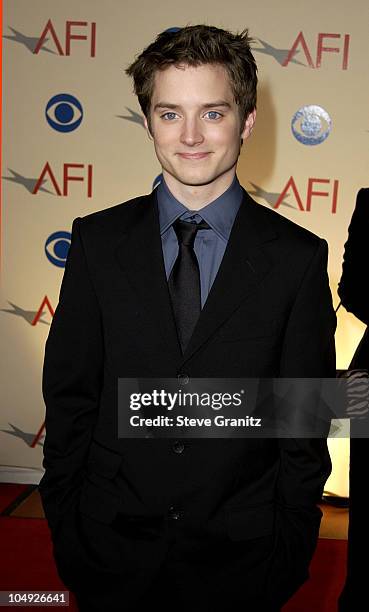 Elijah Wood arriving at the AFI Awards 2001 at the Beverly Hills Hotel in Beverly Hills, California.