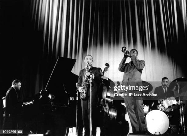 American jazz trumpeter Donald Byrd Quintet 1958, probably Paris, France. From left to right: Walter Davis , Bobby Jasper , Dough Watkins , Donald...