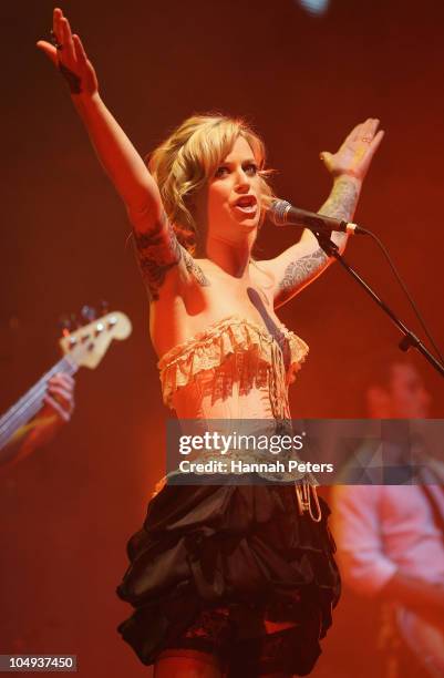 Gin Wigmore performs during the 2010 Vodafone Music Awards at Vector Arena on October 7, 2010 in Auckland, New Zealand.