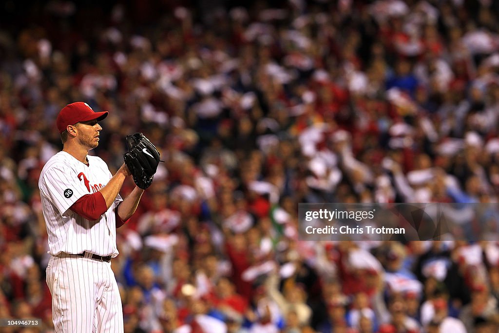 Cincinnati Reds v Philadelphia Phillies, Game 1