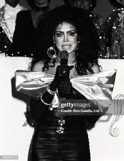 86 La Toya Jackson 1988 Photos & High Res Pictures - Getty Images