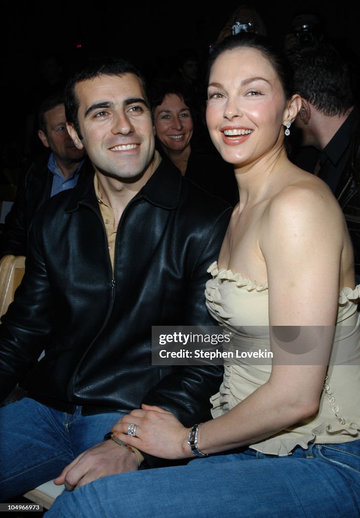 Olympus Fashion Week Fall 2004 - Tuleh - Front Row