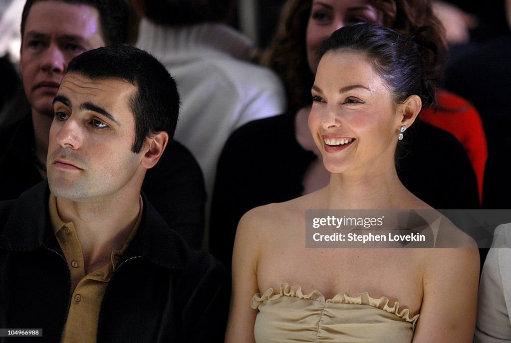 Olympus Fashion Week Fall 2004 - Tuleh - Front Row