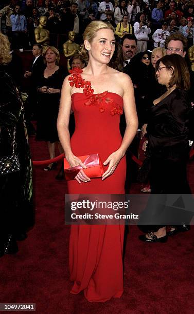 Kate Winslet during The 74th Annual Academy Awards - Arrivals at Kodak Theater in Hollywood, California, United States.