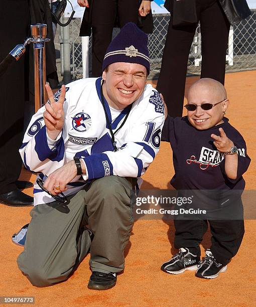 Mike Myers & Verne Troyer during Nickelodeon's 15th Annual Kids Choice Awards - Arrivals at Barker Hanger in Santa Monica, California, United States.
