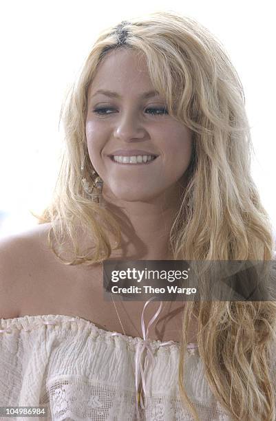 Shakira Beach Photos and Premium High Res Pictures - Getty Images