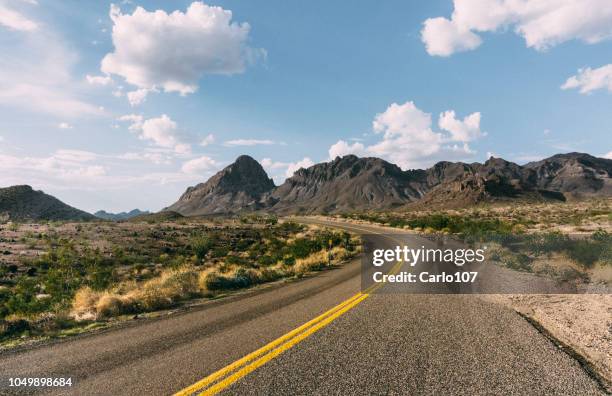 historic route 66 - route 66 stock pictures, royalty-free photos & images