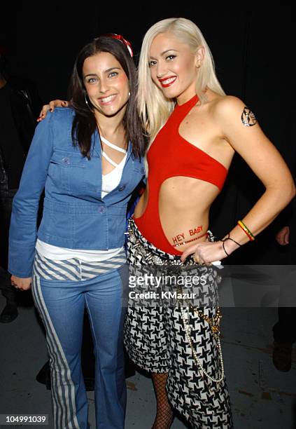 Nelly Furtado & Gwen Stefani pose backstage at the My VH-1 Music Awards 2001 at the Shrine Auditorium in Los Angeles, California.