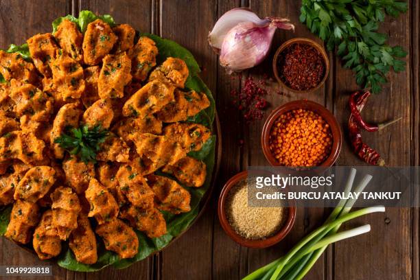turkish lentil meatballs - turkey meat balls stock pictures, royalty-free photos & images