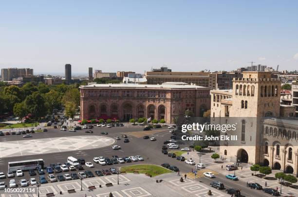 yerevan republic square - yerevan 個照片及圖片檔